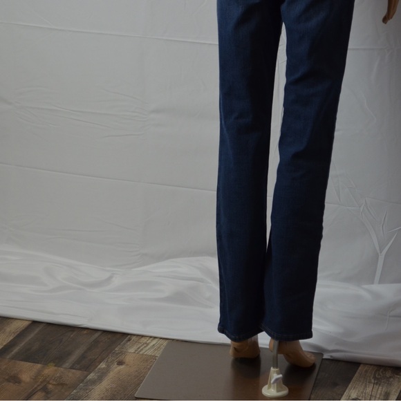 Denizen from Levi’s women’s jeans - Picture 11 of 13